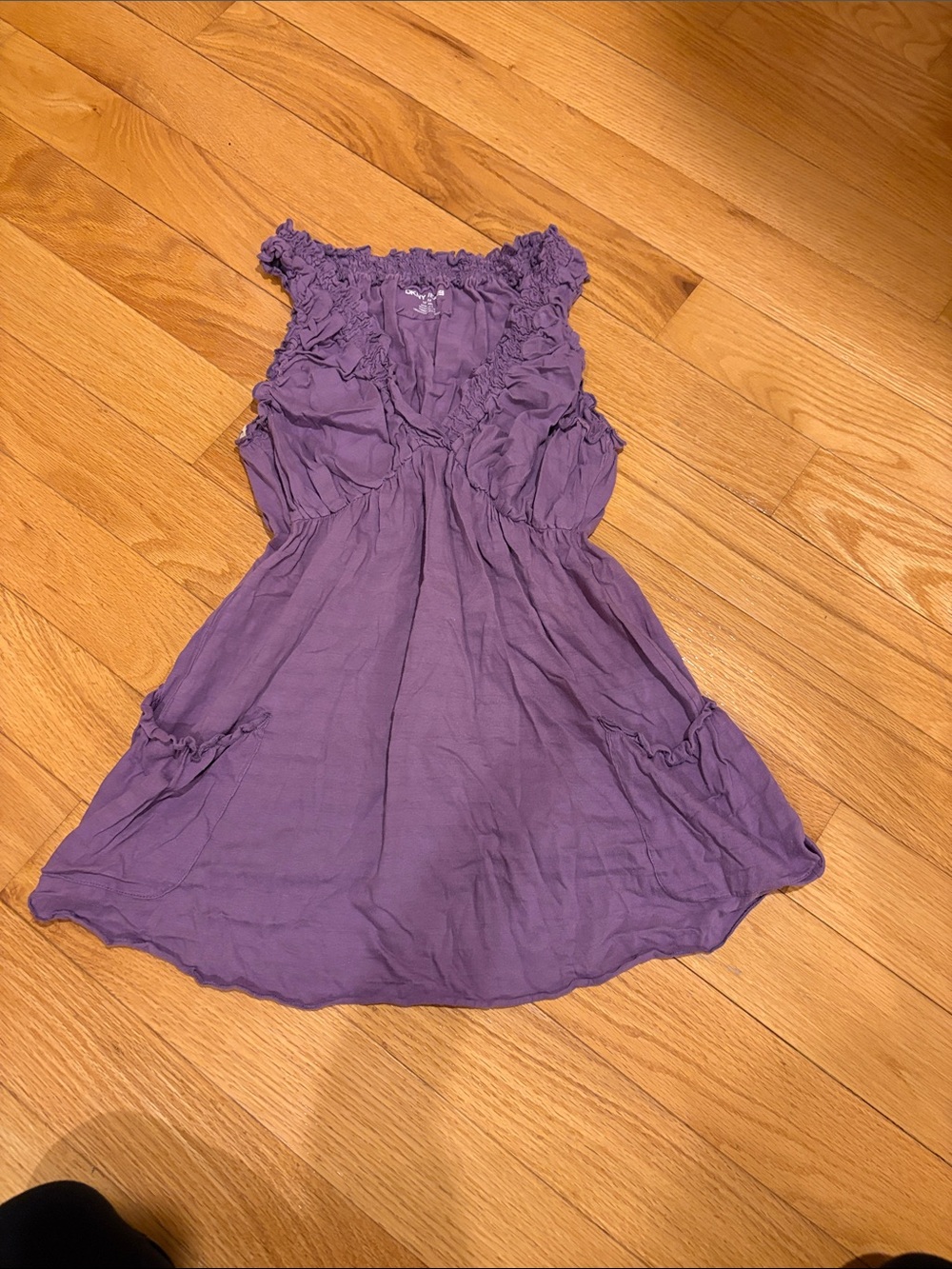 DKNY Purple Ruffled V-Neck Sleeveless tunic tank top M